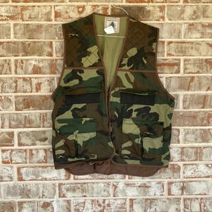 NorthWest Territory Camouflage Hunter’s Vest